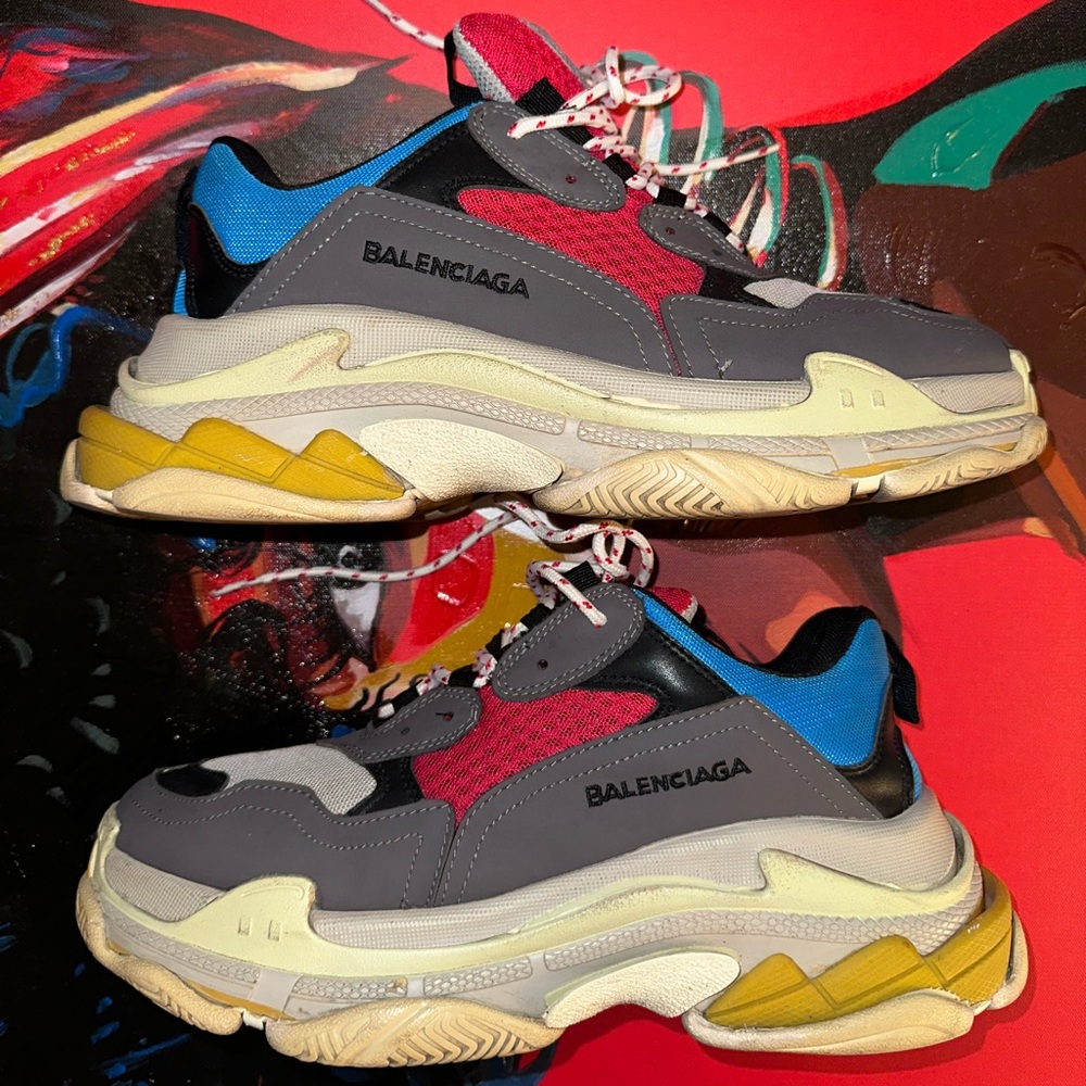 The triple S Balenciaga’s in multicolor size 43